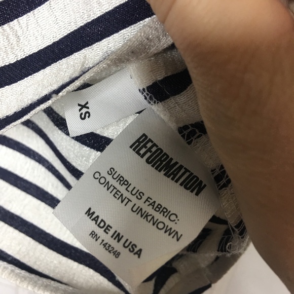 Reformation Off-Shoulder Cropped Festival Ruffle Top - Picture 5 of 7